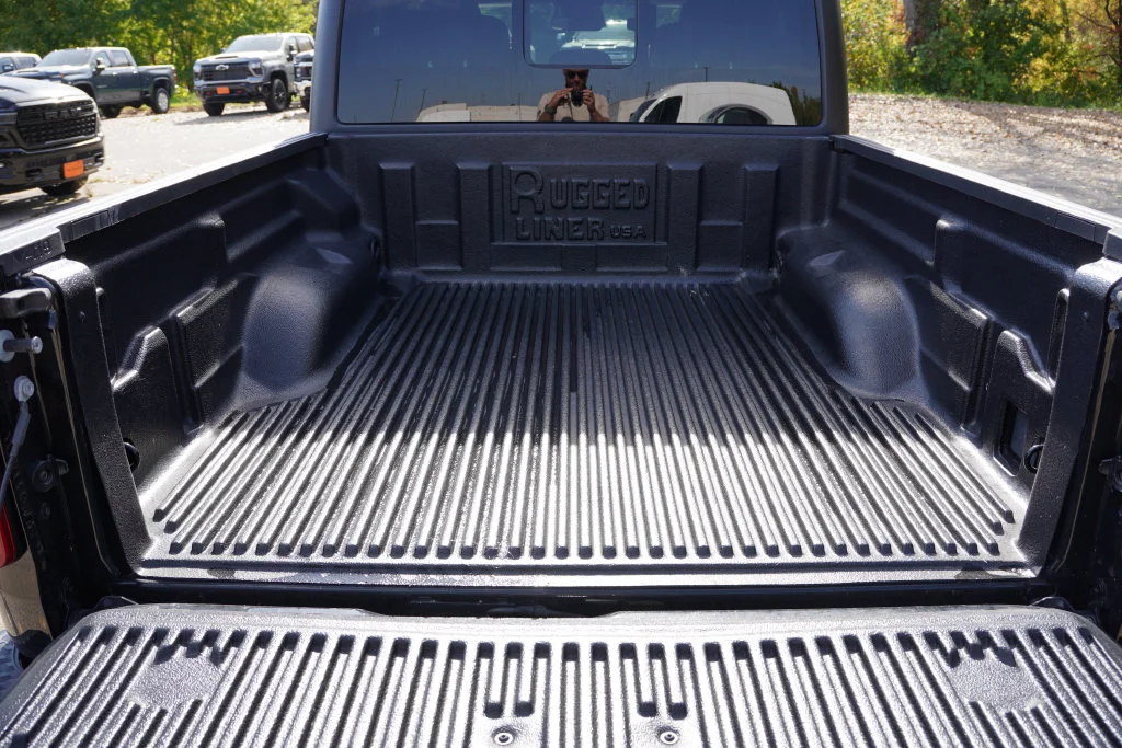 Certified Used 2026 Black Clearcoat Jeep Mojave image 20