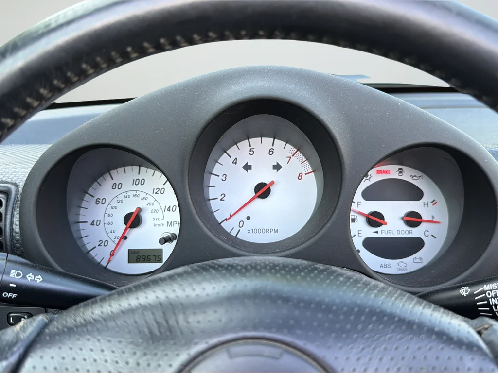 Used 2000 Red Toyota Base image 29