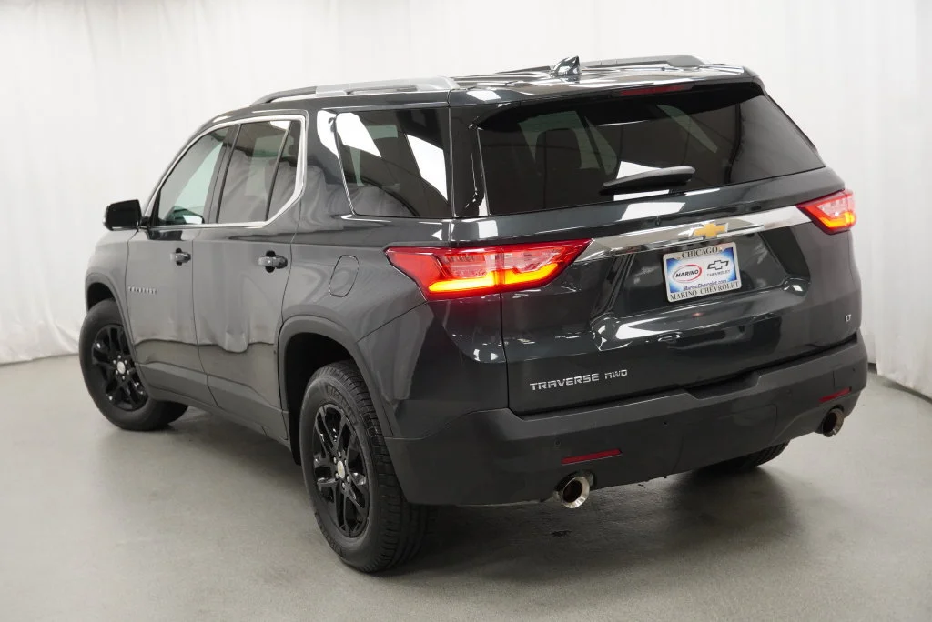 Certified Used 2018 GRAPHITE METALLIC Chevrolet LT Cloth image 23