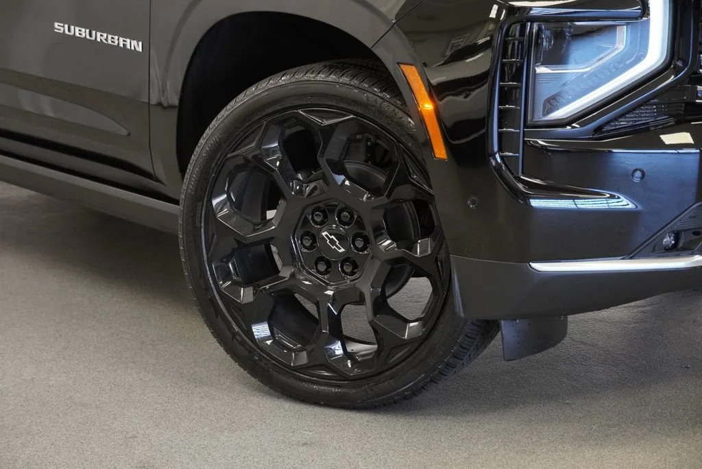 New 2026 Black Chevrolet High Country image 10