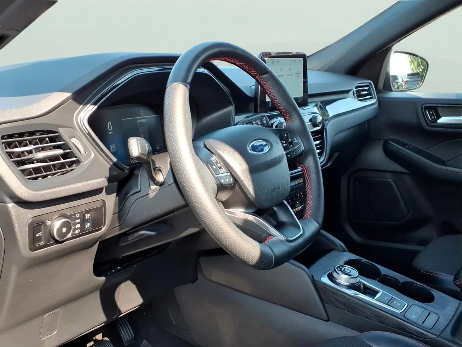 Used 2025 Agate Black Metallic Ford ST-Line Select image 15