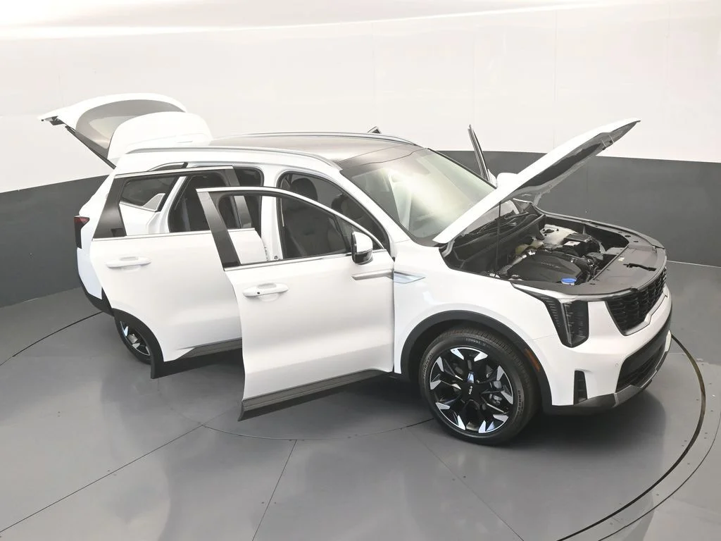 Used 2025 Glacial White Pearl Kia EX image 72