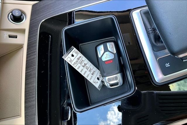Used 2024  Audi 40 Premium Plus image 10