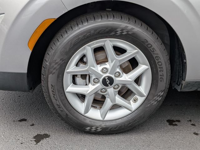 Certified Used 2025 Gray Kia LX image 10