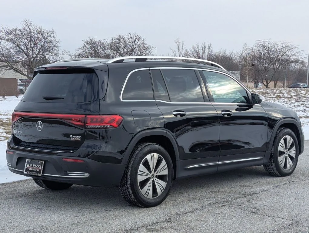 Used 2023 Black Mercedes-Benz 300 image 7