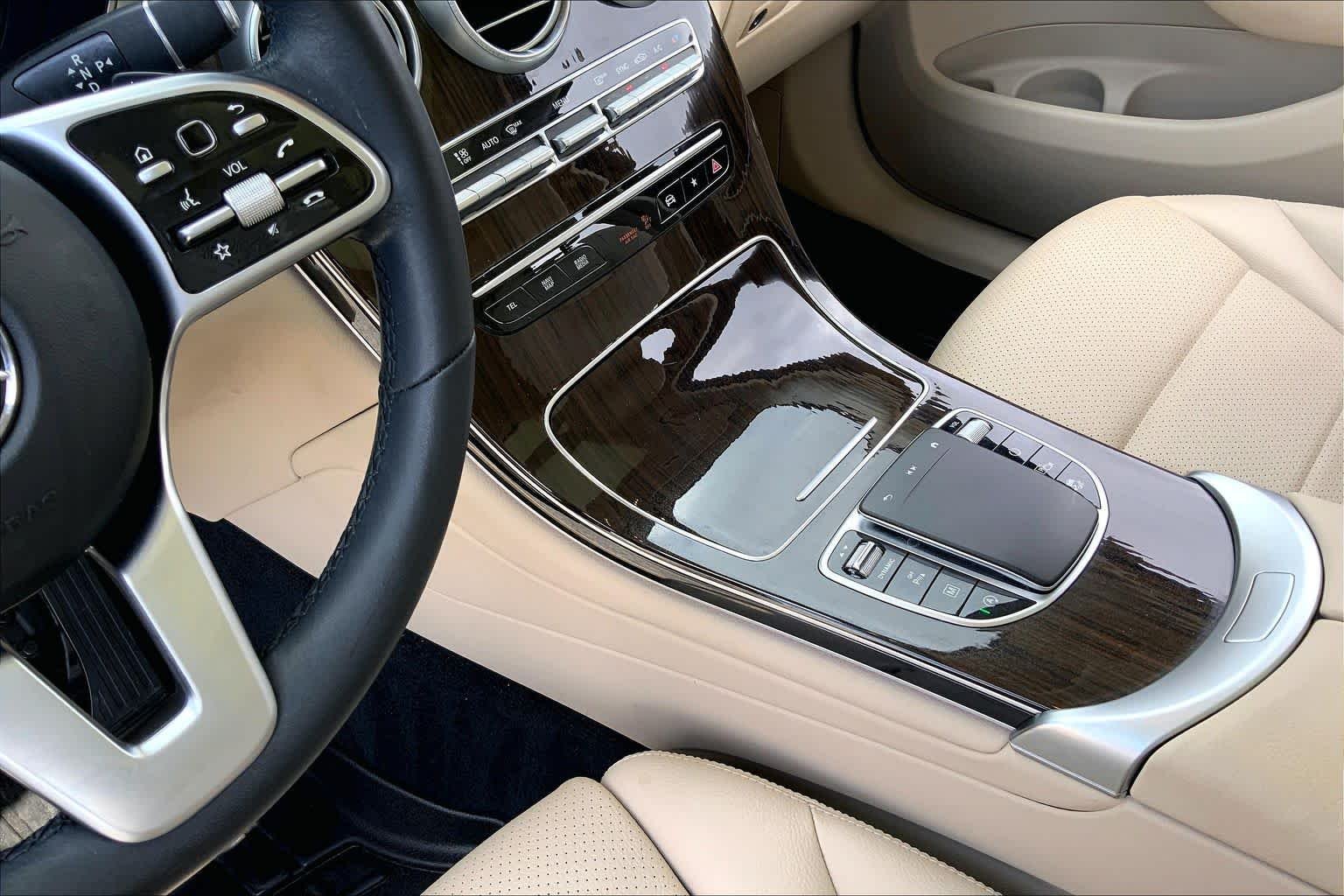 Used 2022 Lunar Blue Metallic Mercedes-Benz GLC 300 image 16