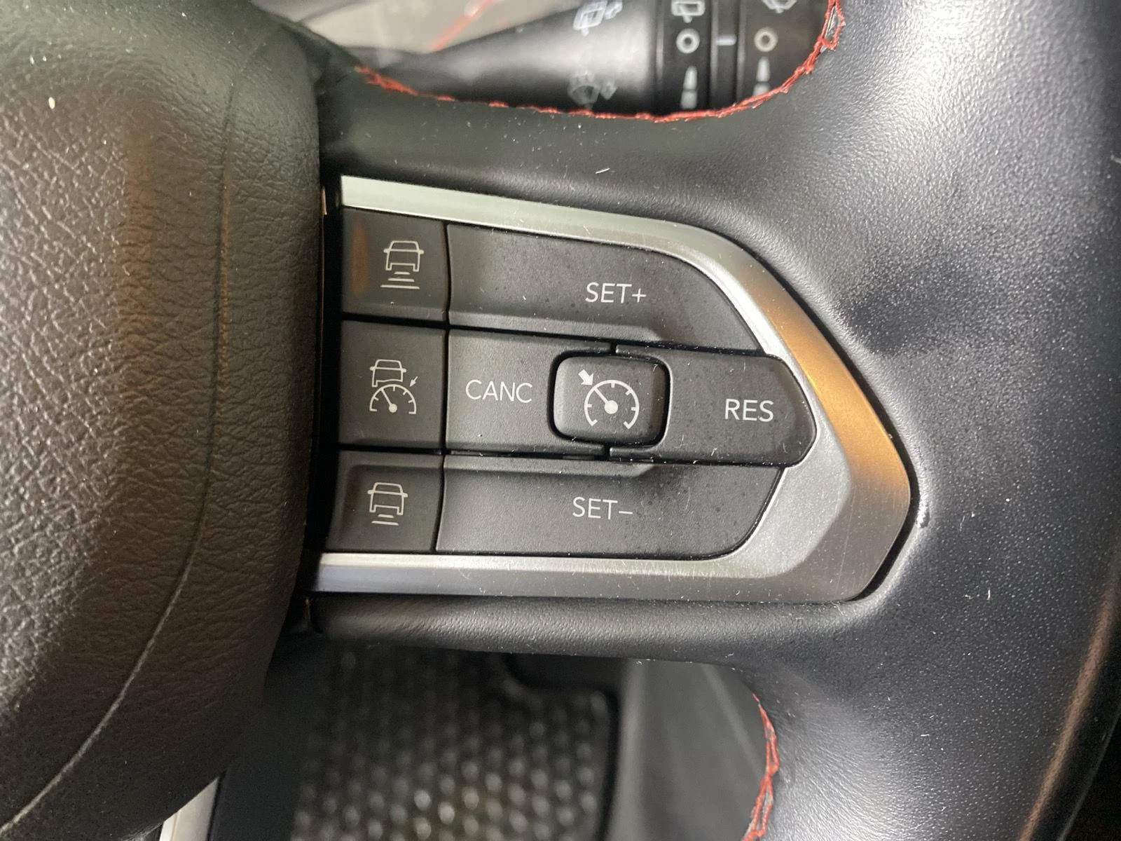 Used 2022 Bright White Clearcoat Jeep Trailhawk image 25