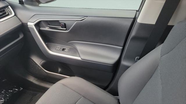 Certified Used 2025 MAGNETIC GRAY MET. Toyota  image 13