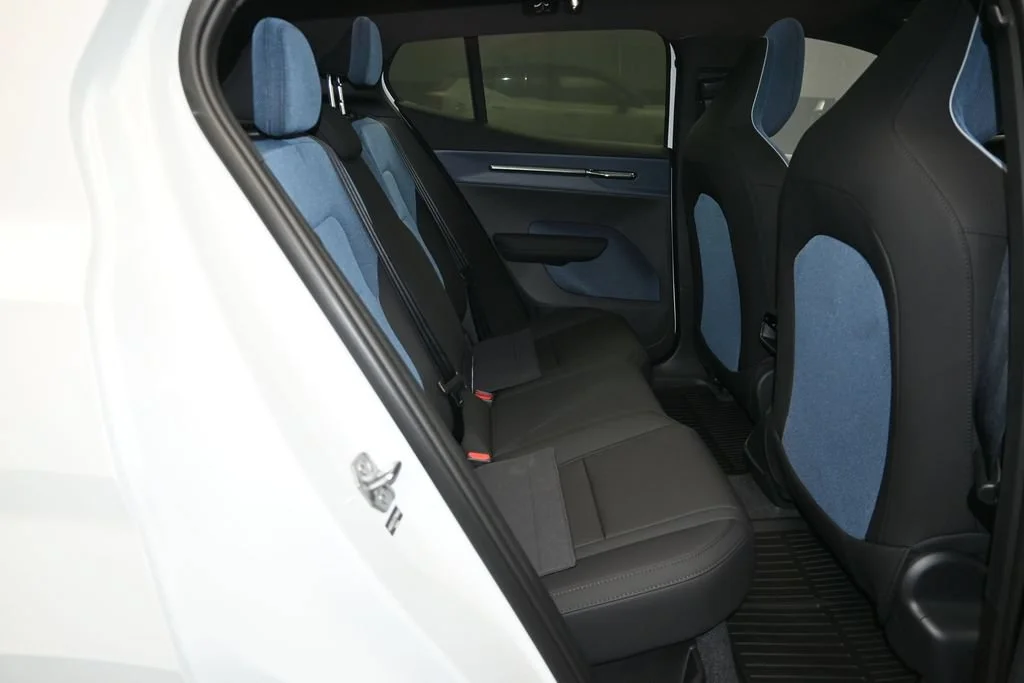 New 2026 Crystal White Volvo Twin Motor Performance Ultra image 29