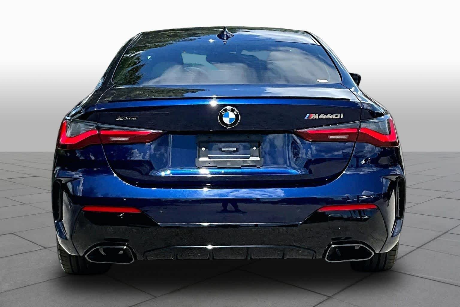 Used 2022 Tanzanite Blue II Metallic BMW M440i xDrive image 5