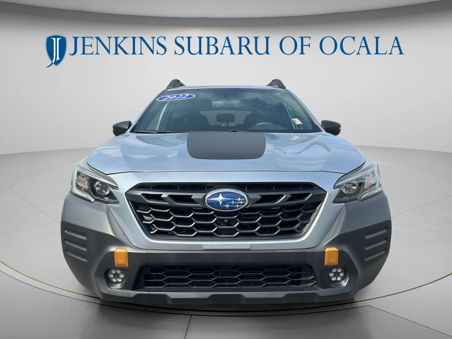 Used 2022 Ice Silver Metallic Subaru Wilderness image 8
