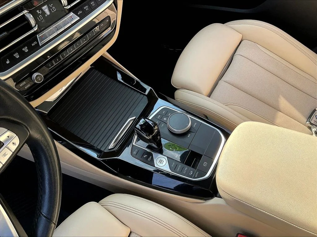 Used 2022 Dark Graphite BMW xDrive30i image 20