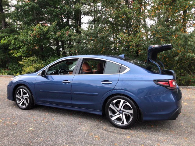 Used 2022 Abyss Blue Pearl Subaru Touring XT image 10