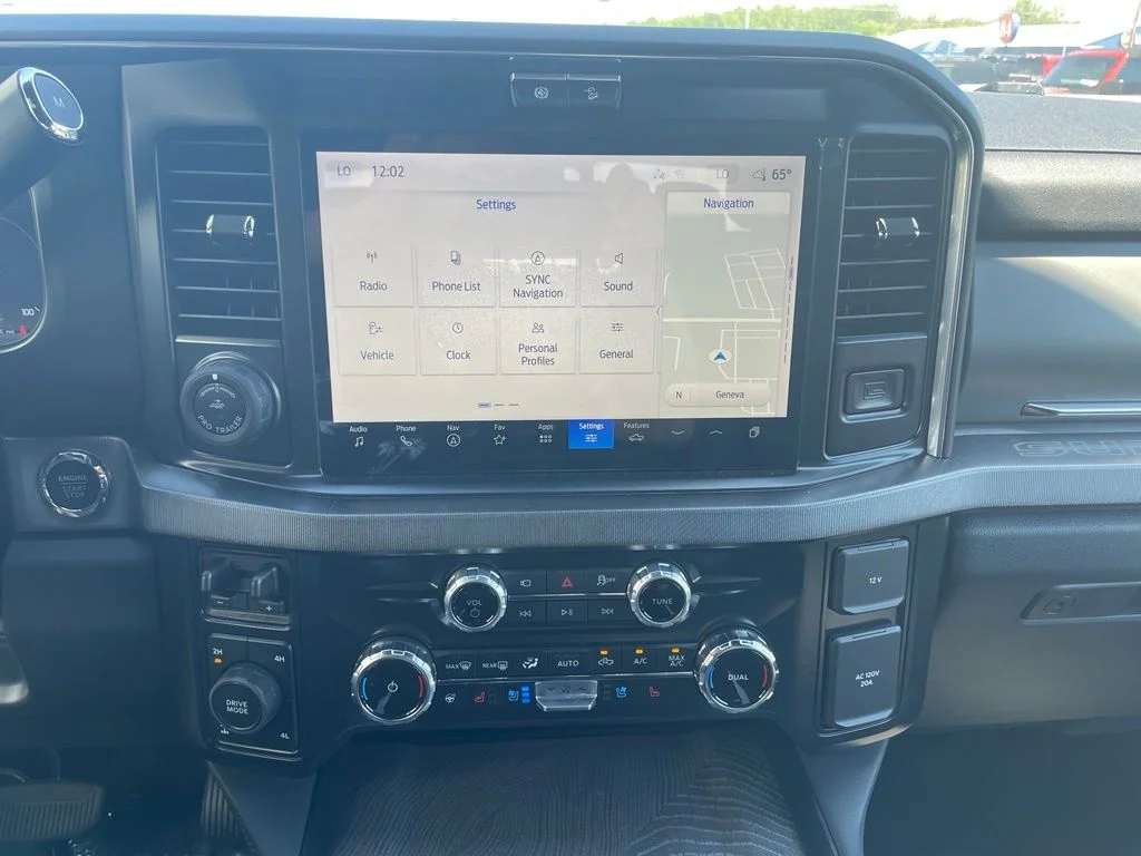 2025 Ford F-350 Super Duty Platinum - Photo 22