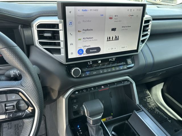 Certified Used 2025  Toyota Platinum image 16
