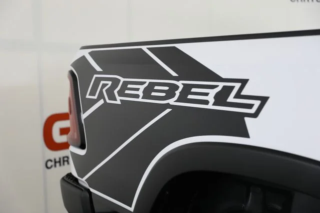 New 2026 Bright White Clear-Coat Exterior Paint RAM Rebel image 32