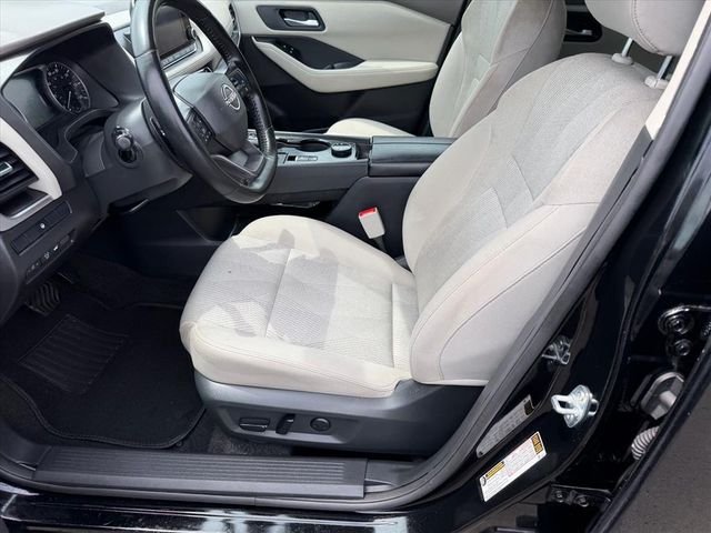 Used 2025 Black Nissan SV image 9