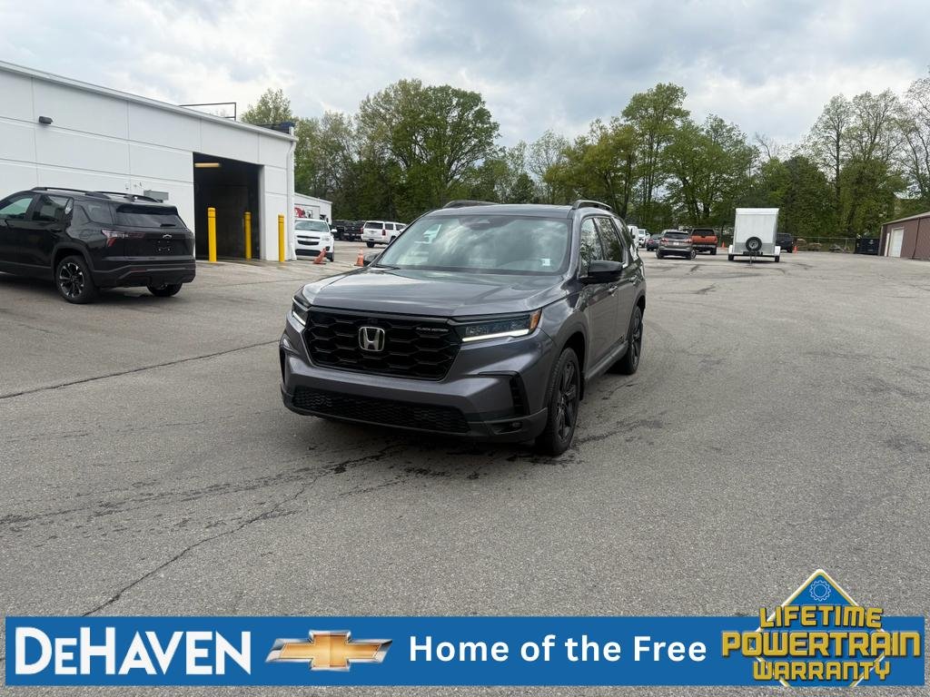2025 Honda Pilot Black Edition AWD's photo