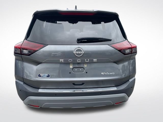 Used 2023 Gun Metallic Nissan SV image 4