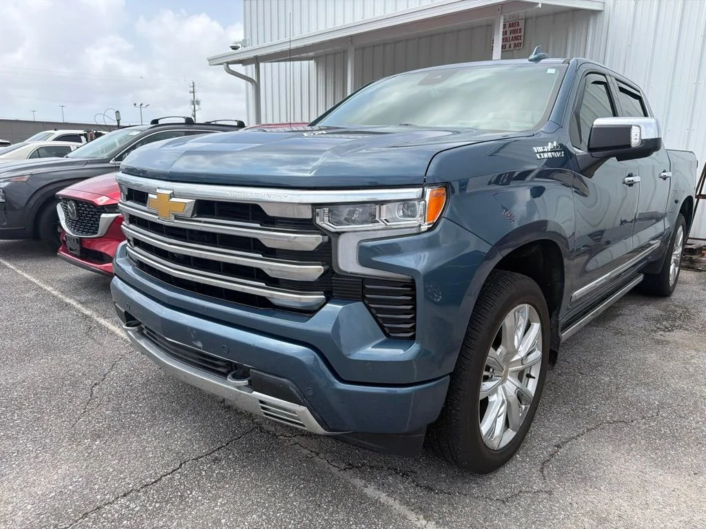 Used 2024 Blue Chevrolet High Country image 6