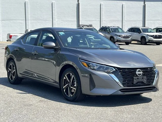 Used 2025 Gray Nissan SV image 15