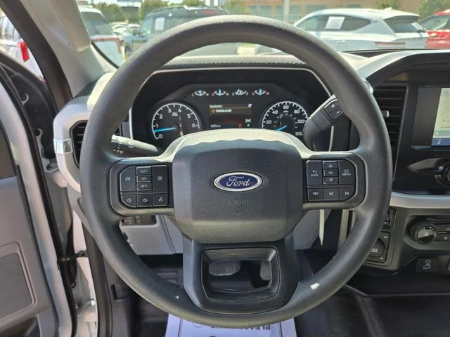 Used 2023 White Ford XL image 31