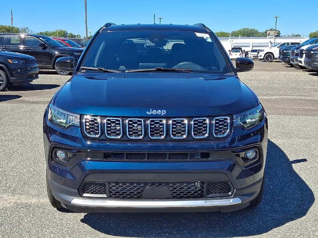 New 2026 Fathom Blue Pearl-Coat Exterior Paint Jeep Limited image 2