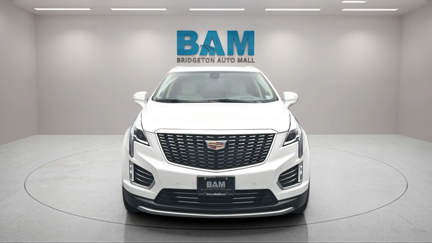 Used 2024 White Cadillac Premium Luxury image 2