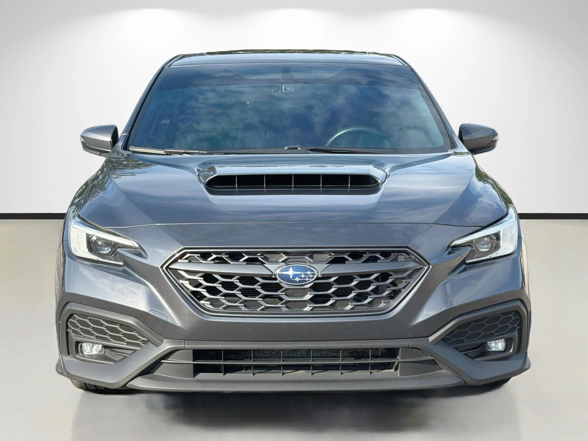 Used 2022 Magnetite Gray Metallic Subaru Limited image 8