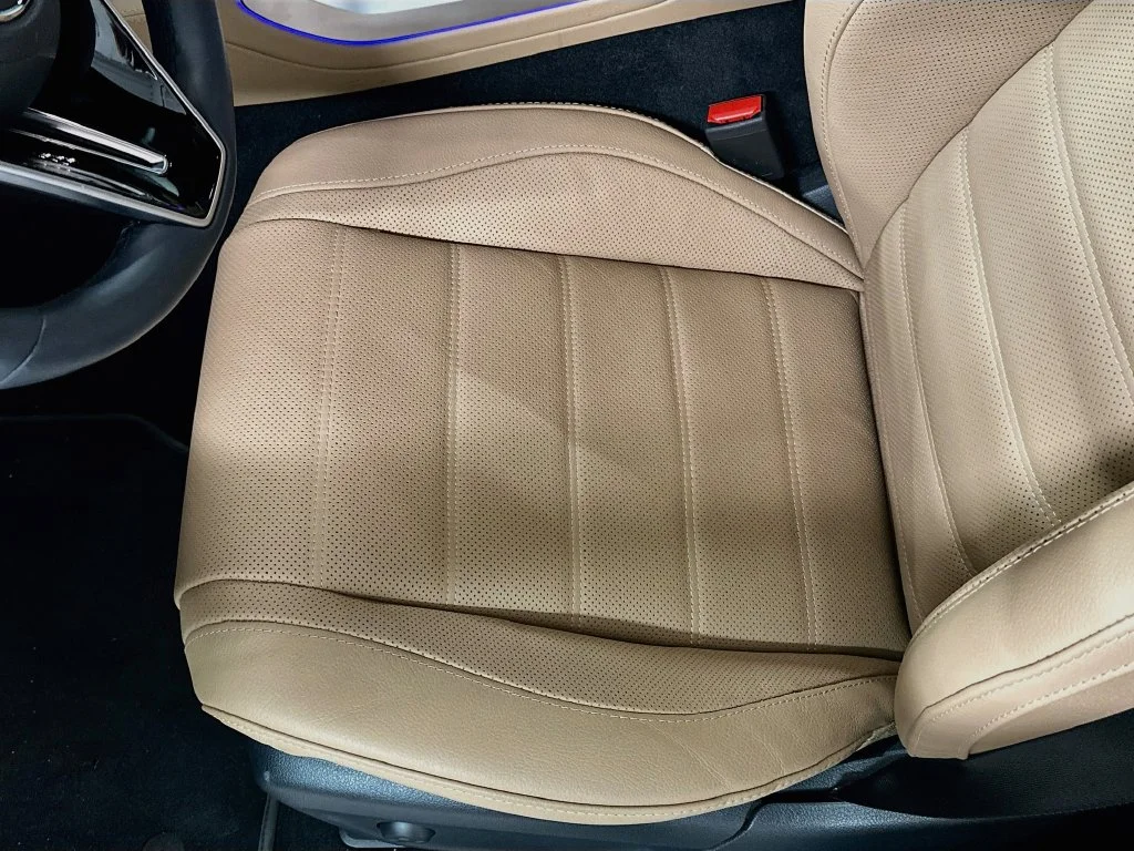 Certified Used 2026 MANUFAKTUR Ireland Mid Green Metallic Mercedes-Benz GLE 450 image 21