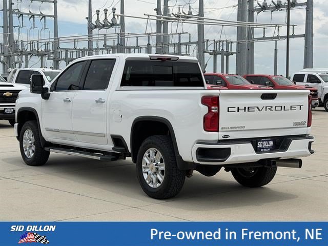 Used 2024 Summit White Chevrolet High Country image 7