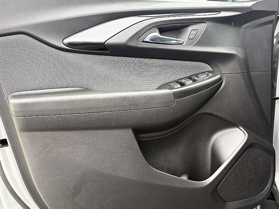 Used 2023 Sterling Gray Metallic Chevrolet LT image 16