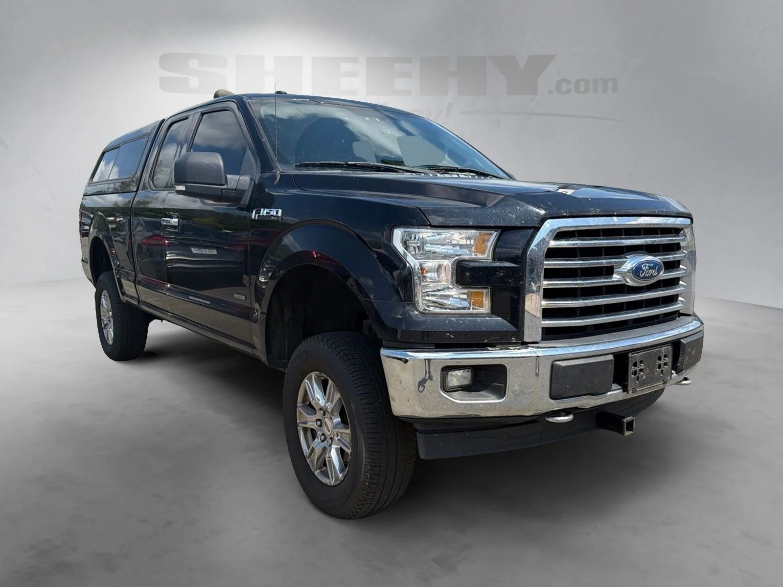 Used 2017 Shadow Black Ford XLT image 2