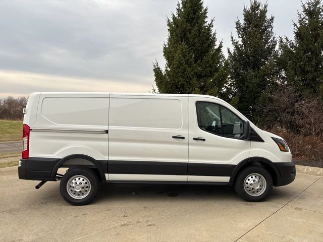 New 2026 Oxford White Ford Base image 5