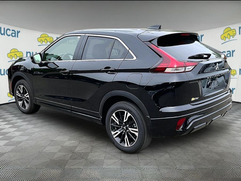 Used 2024 Black Mitsubishi SEL image 5