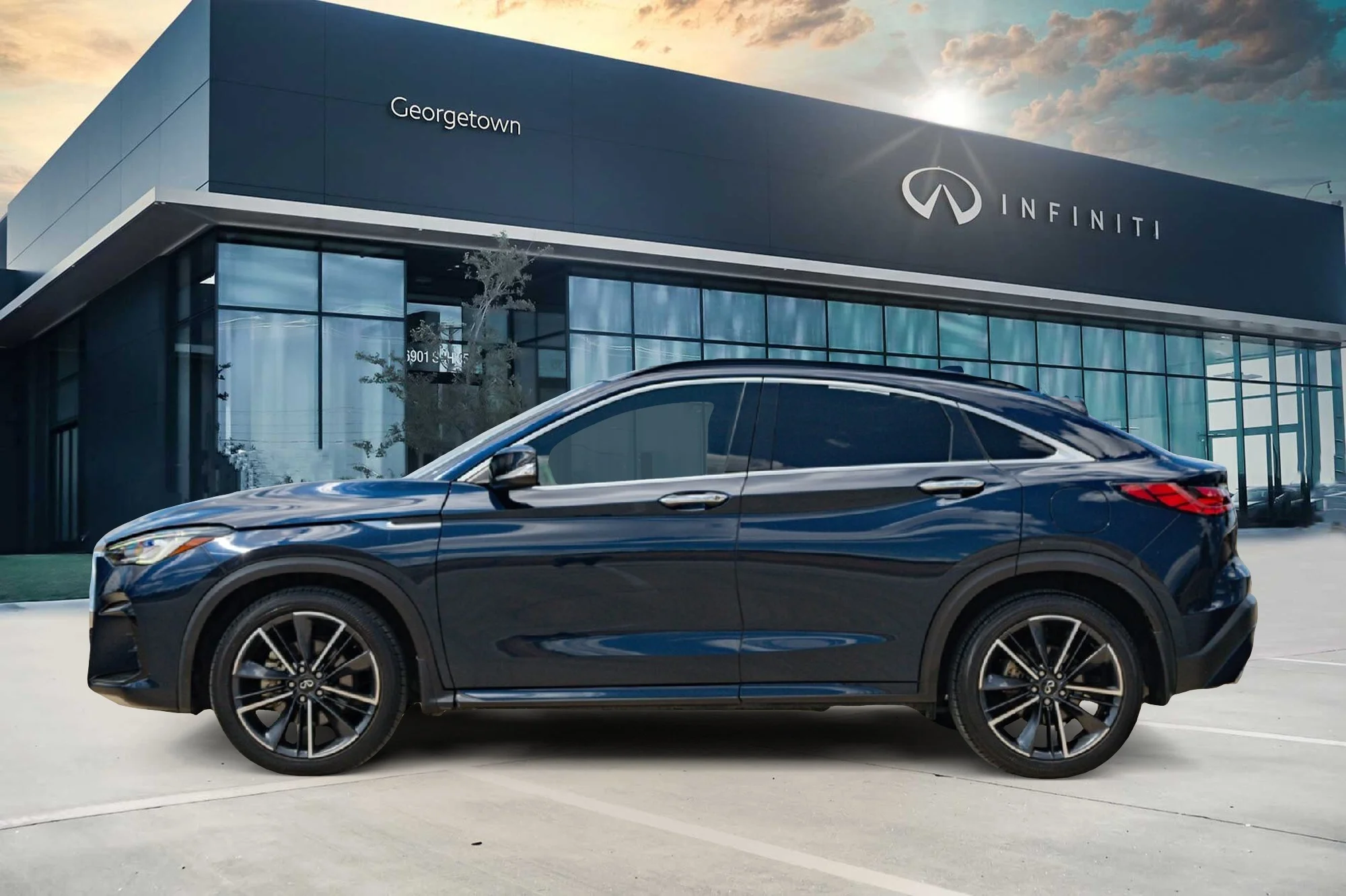 Certified Used 2023 Blue INFINITI LUXE image 7