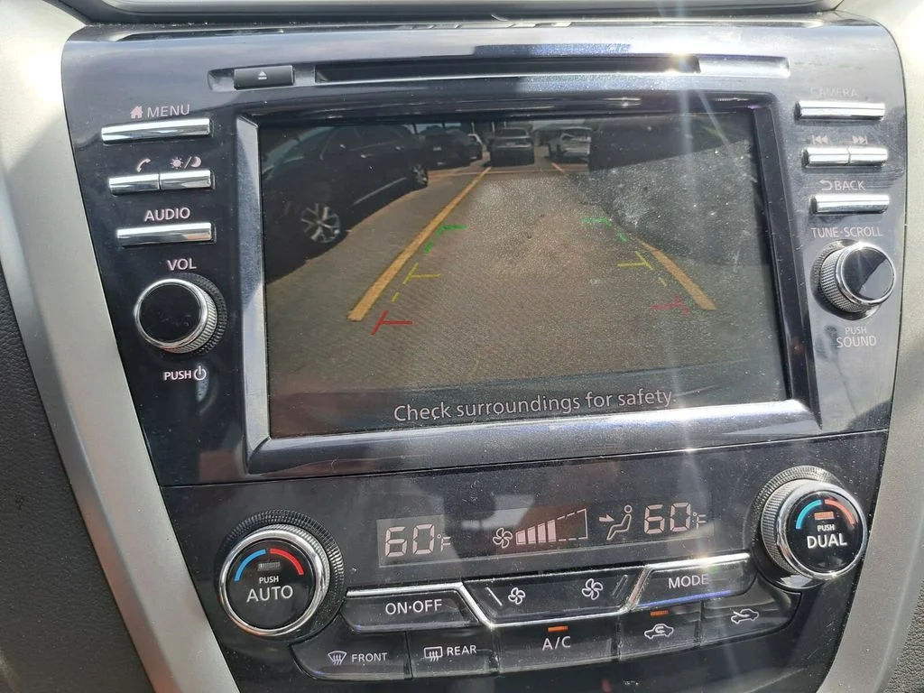 Used 2023 Silver Nissan SV image 10