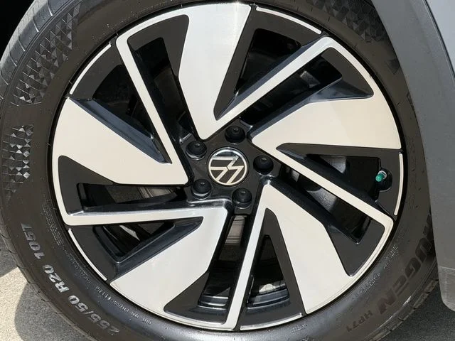 Certified Used 2026 Gray Volkswagen 2.0T SE w/Technology image 6