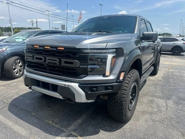 Used 2024 Gray Ford Raptor image 4