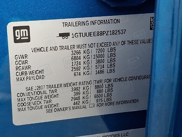 Used 2023 Blue GMC AT4 image 30