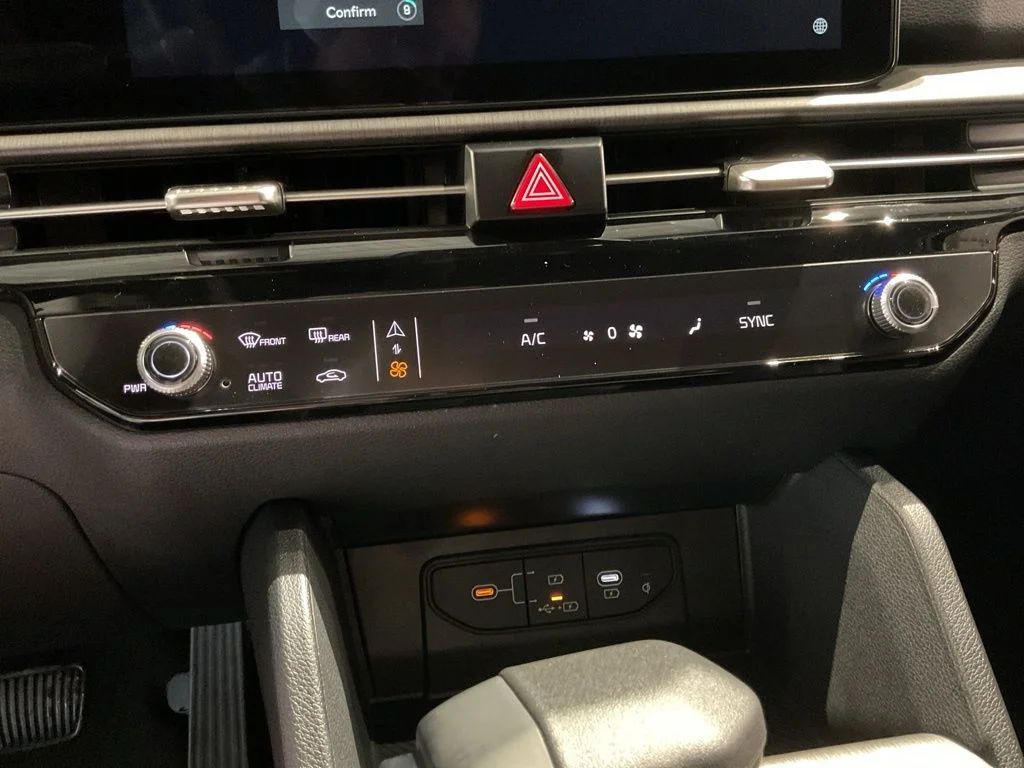 New 2026 White Kia X-Line image 17
