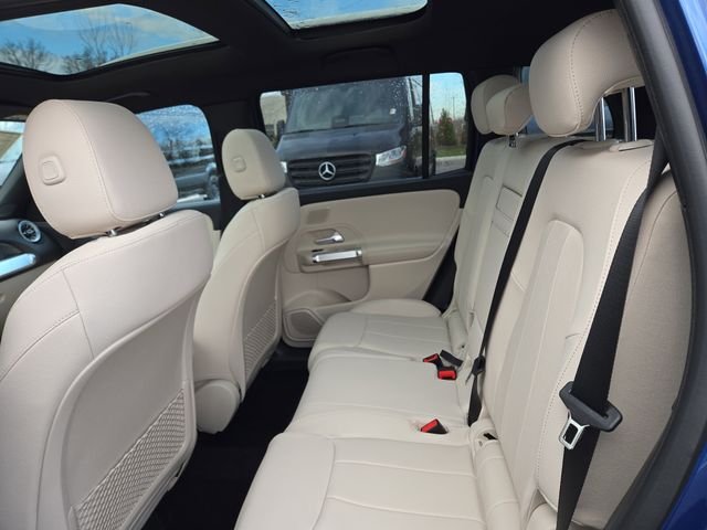 New 2026 Starling Blue Metallic Mercedes-Benz GLB250 image 28