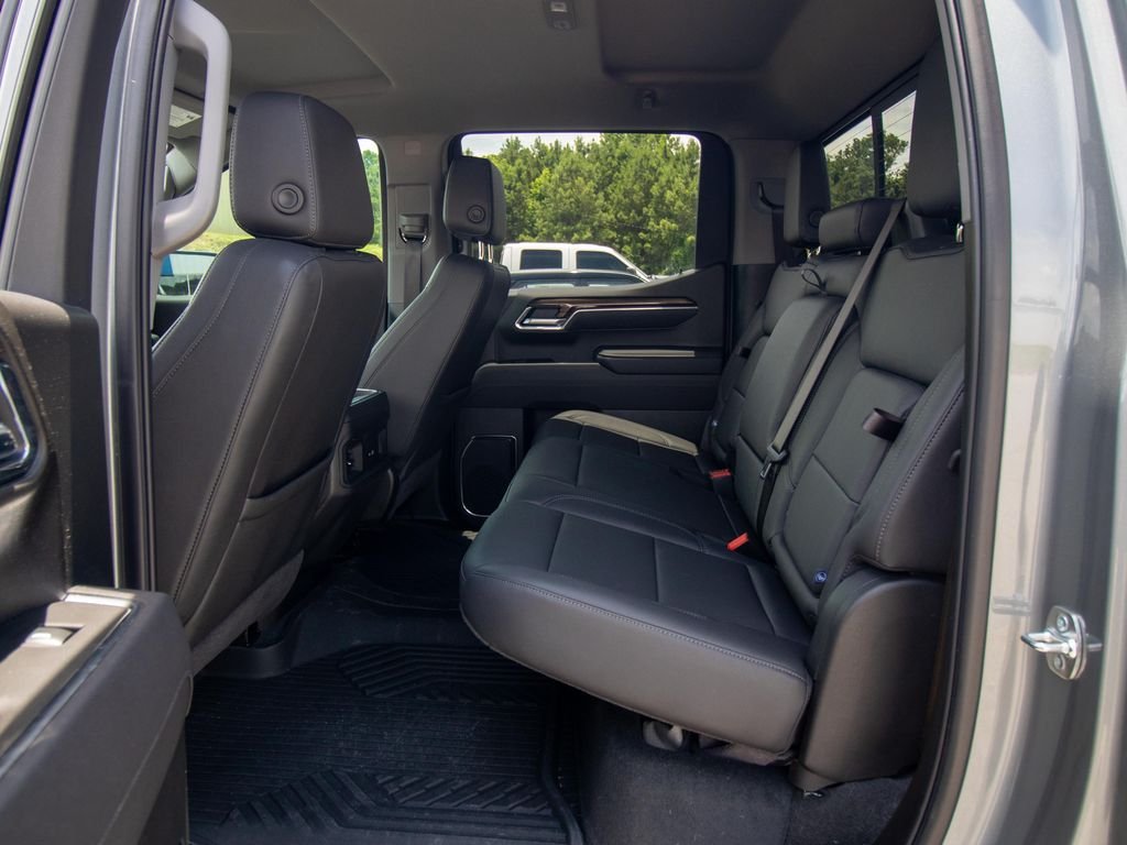 2025 Chevrolet Silverado 1500 LT Trail Boss - Photo 8