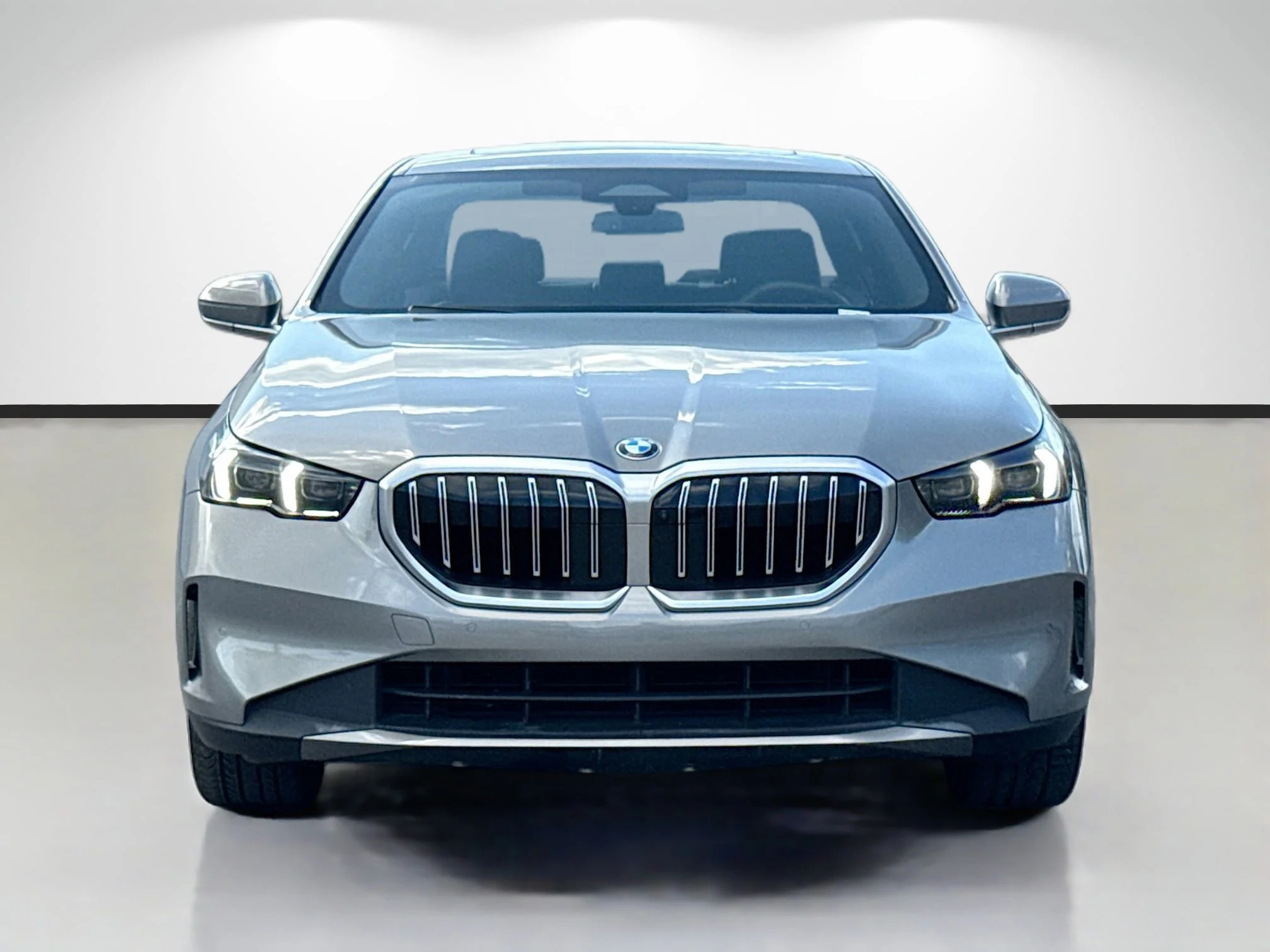 Used 2024 Gray Metallic BMW 530i image 8