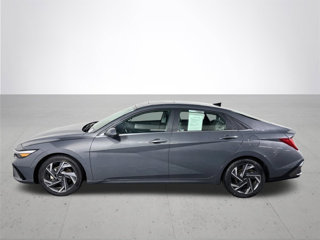 Used 2024 Gray Hyundai Limited image 9