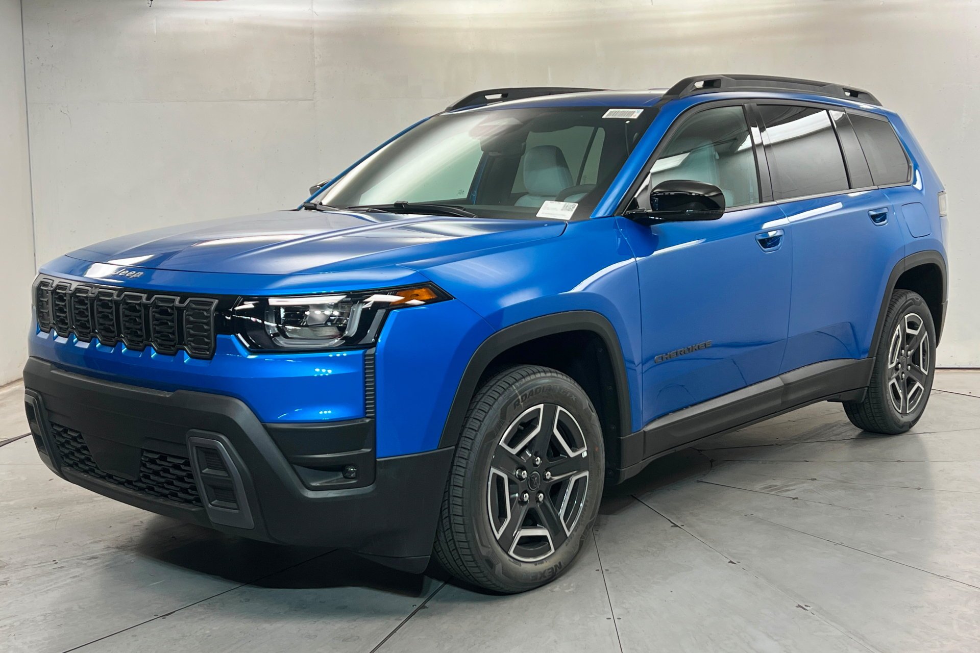 New 2026 Hydro Blue Pearl-Coat Exterior Paint Jeep Limited image 1