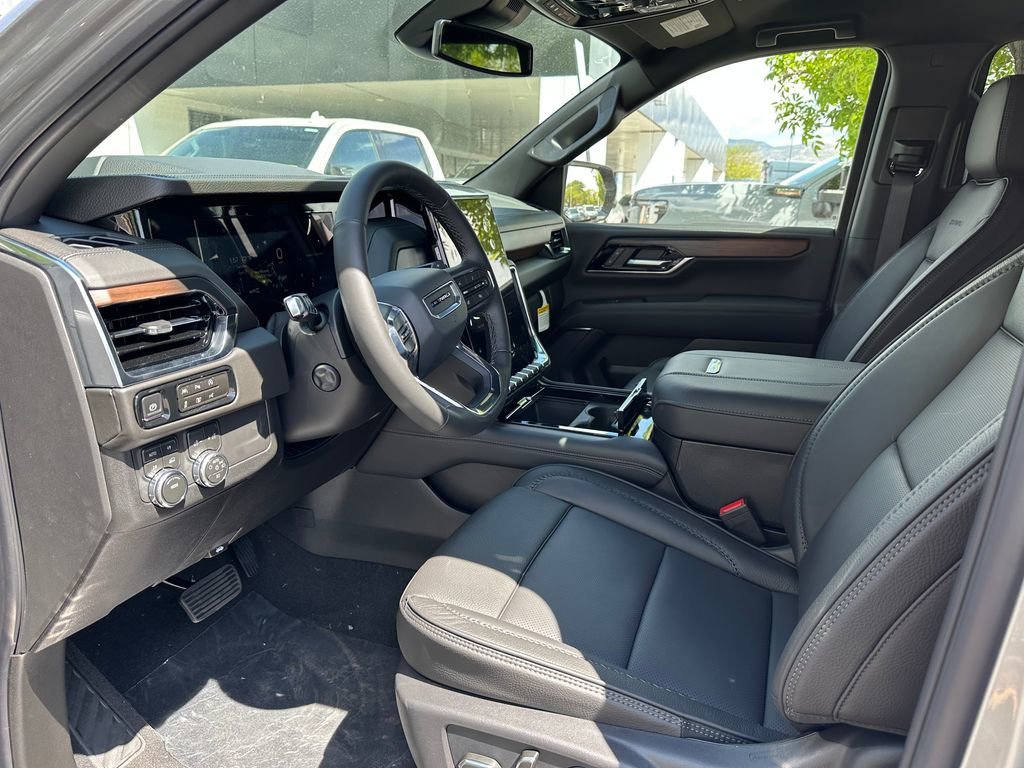 2026 GMC Yukon XL Denali - Photo 7