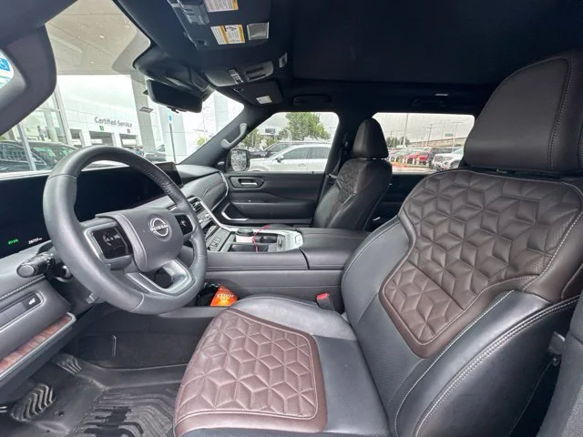 2025 Nissan Armada Platinum - Photo 8
