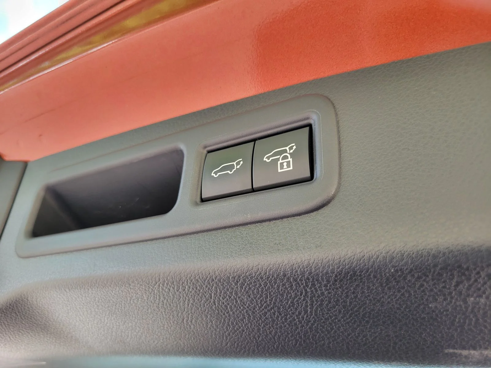 Used 2024 Copper Lexus 500h F SPORT Performance image 34