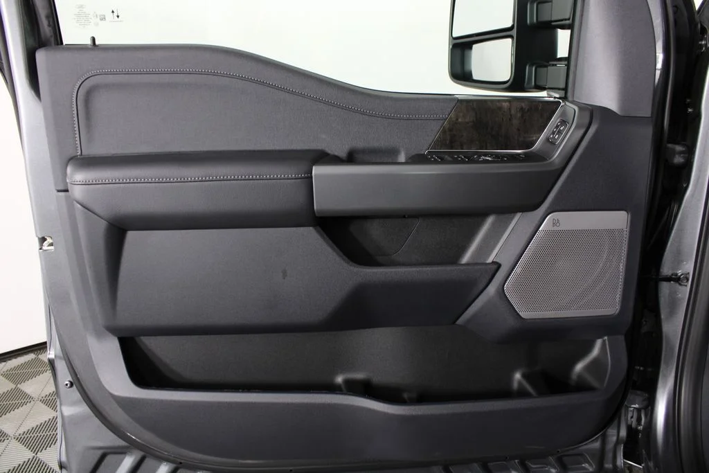 New 2026 Carbonized Gray Metallic Ford Lariat image 10